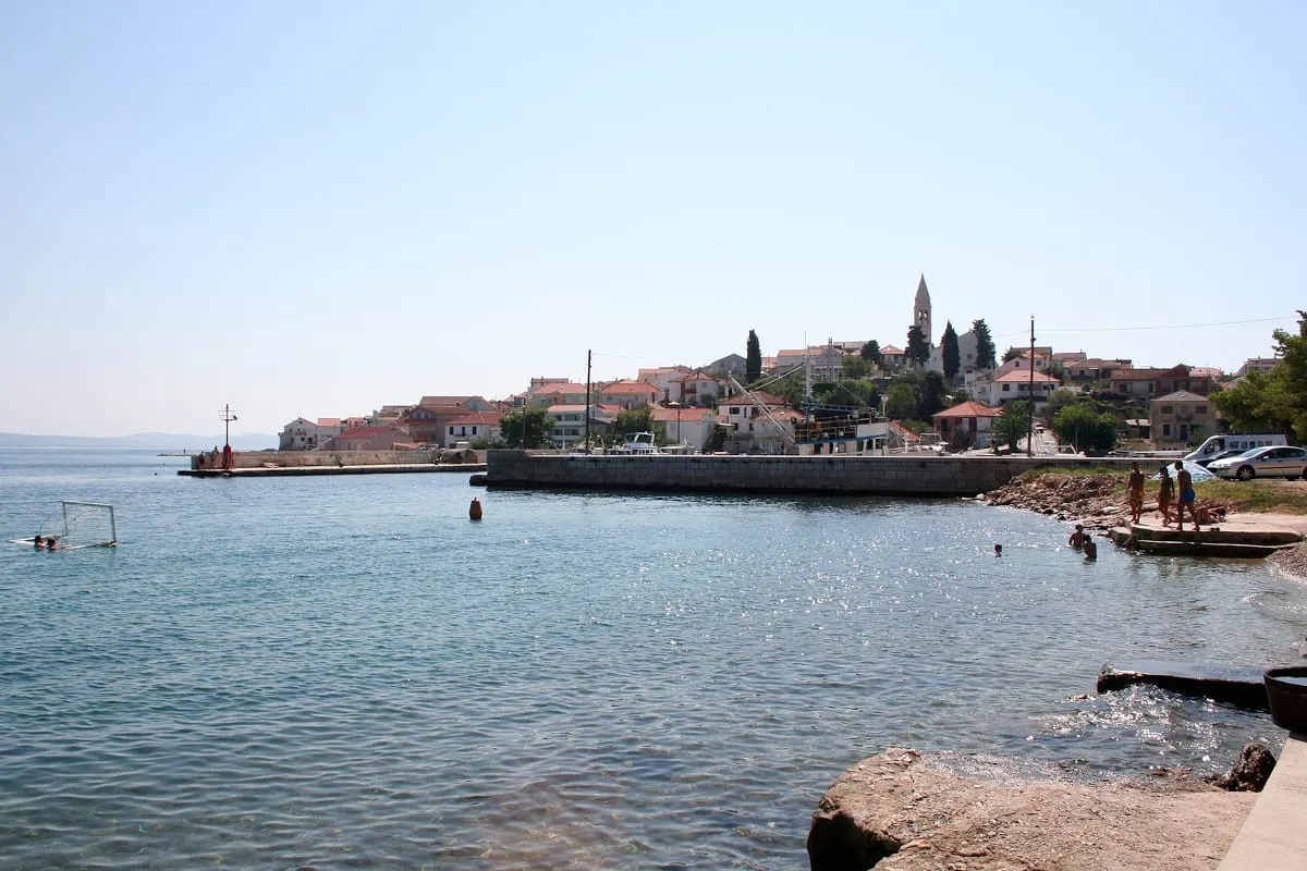 Nije mu se svidjelo gdje je prometni znak pa napao komunalca