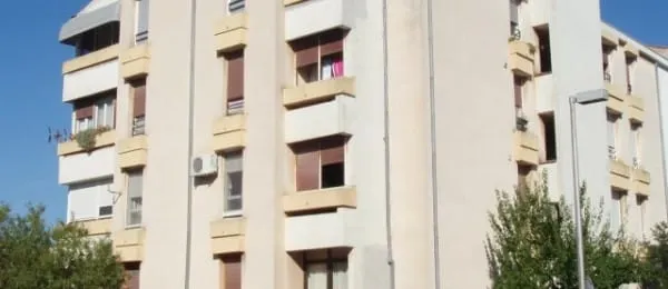 VAN ŽIVOTNE OPASNOSTI Nakon pada s balkona Zadranki operirana vratna kralježnica