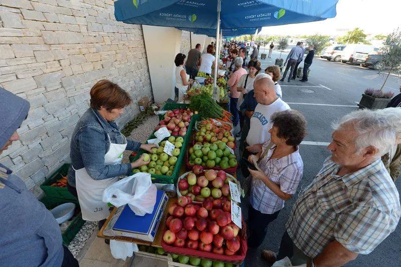 Dvije godine uspješnog poslovanja Seljačke tržnice