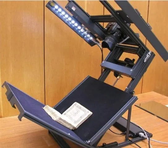 Sveučilištu u Zadru doniran vrijedan konzervatorski stalak