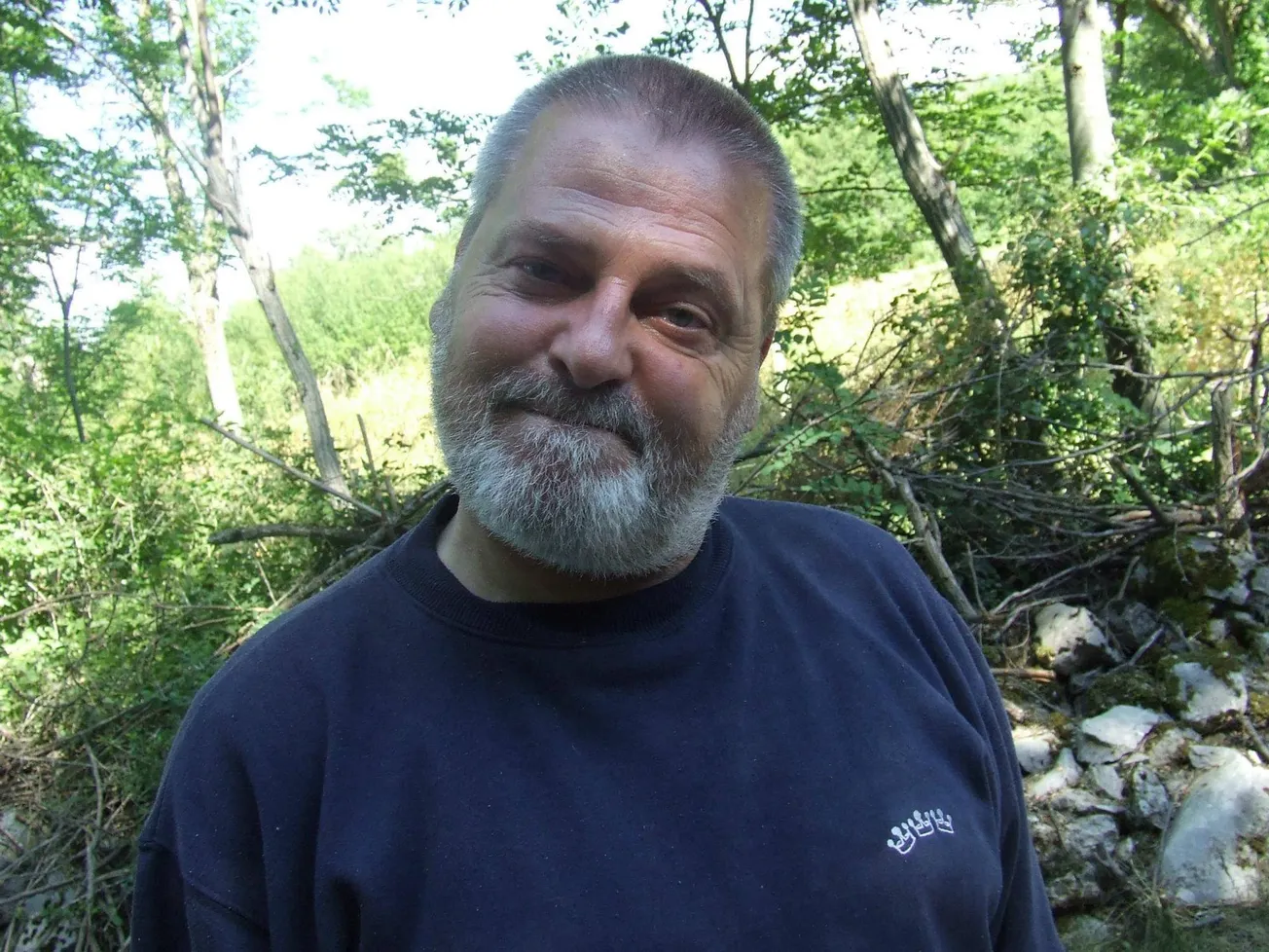 Preminuo je Valter Šarović