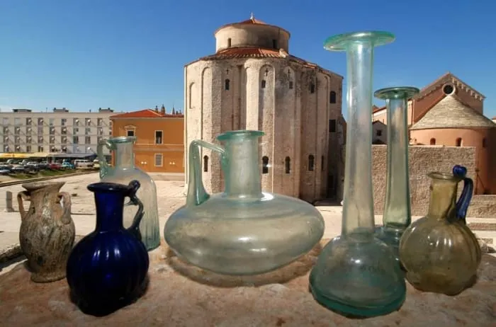 POKLON ZA DAN NEOVISNOSTI Besplatno u Arheološki i sv. Donat