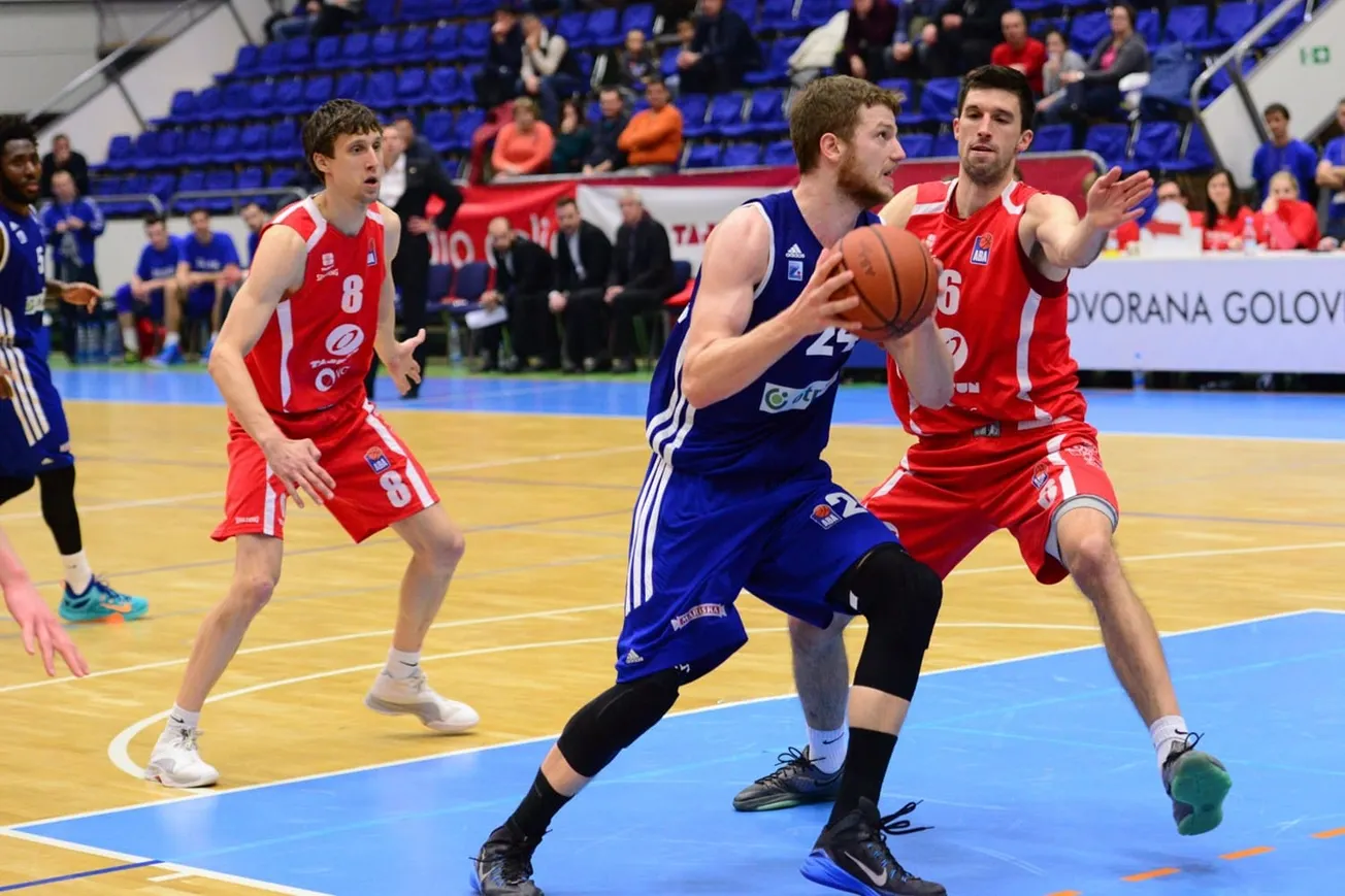 VIDEO Ovdje pogledajte kako je Zadar otpuhao Tajfun!