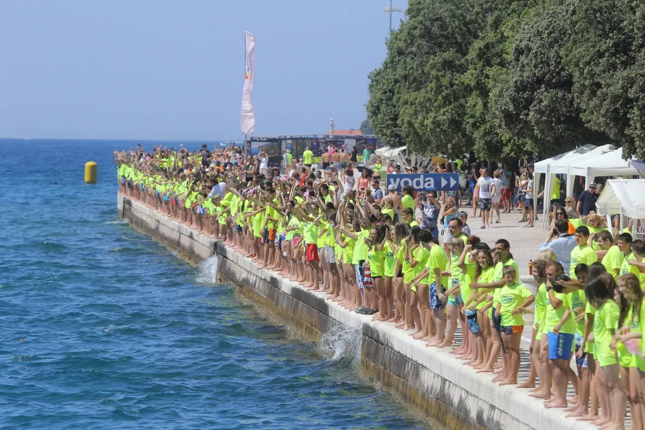 FOTO – Preko 3000 sudionika na Millenium jump-u