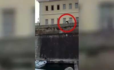 VIDEO – Nevjerojatan skok Roka Čirjaka s vrha Foše u more duboko manje od dva metra!