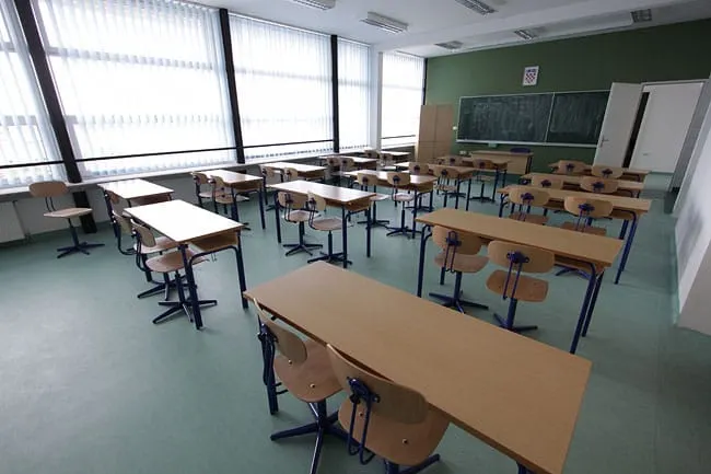 Ovo su zadarske škole na sindikalnom stupu srama