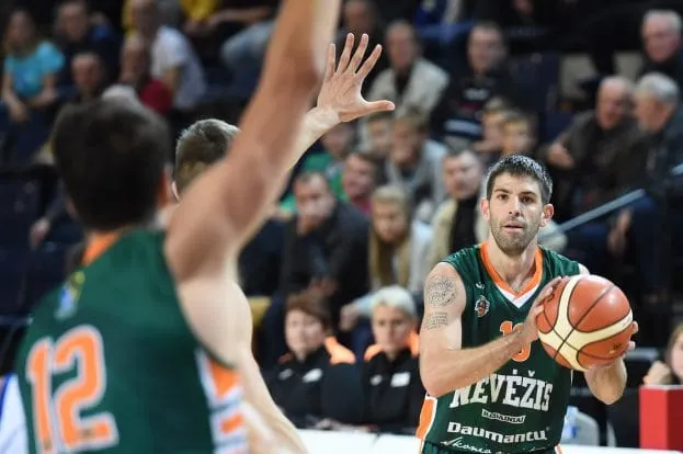 Toni Prostran potpisao za Porto: “Vjerujem da je pred nama dobra sezona”