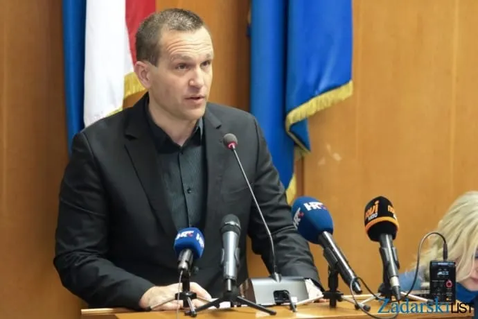 SDP-ovci nagovorili HNS da priopćenjem napadnu MODES i Marka Pupića Bakrača: “Ne smeta im to što su oni do jučer bili vlast i uhljebljivali svoje ljude”