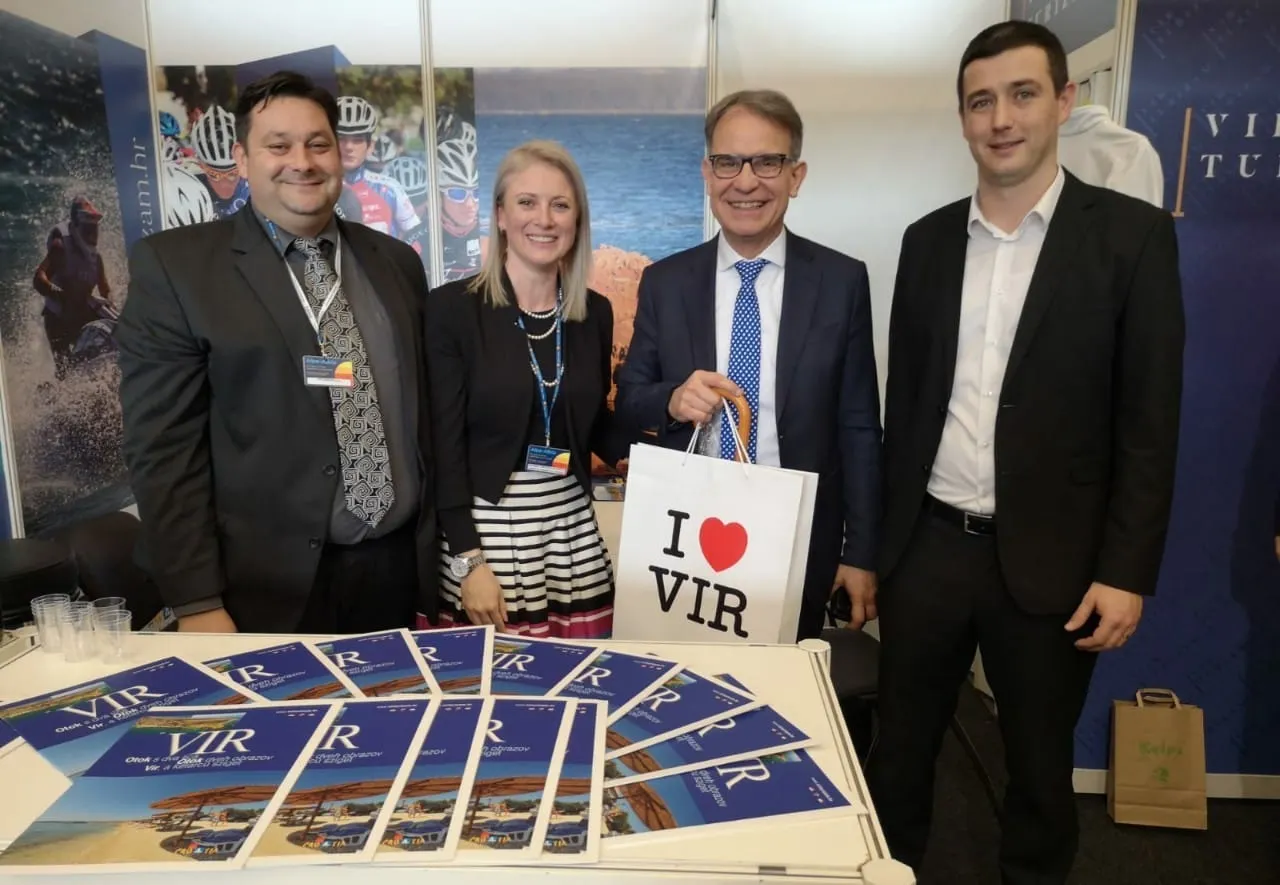 Ministar Cappelli impresioniran štandom Vira u Ljubljani