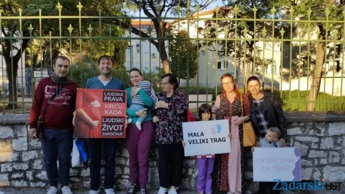 Zadrani će narednih 40 dana ispred bolnice moliti protiv pobačaja