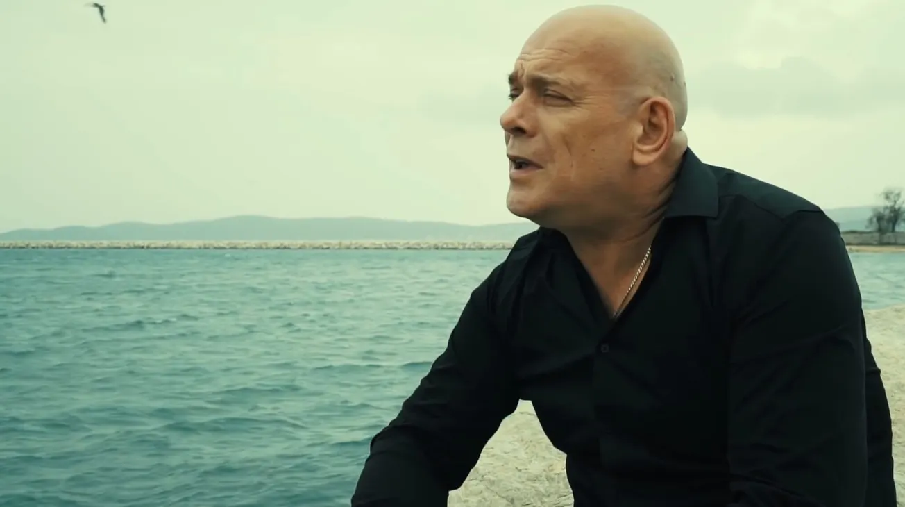 Zoran Jelenković predstavio pjesmu “Zbogom prva ljubavi”