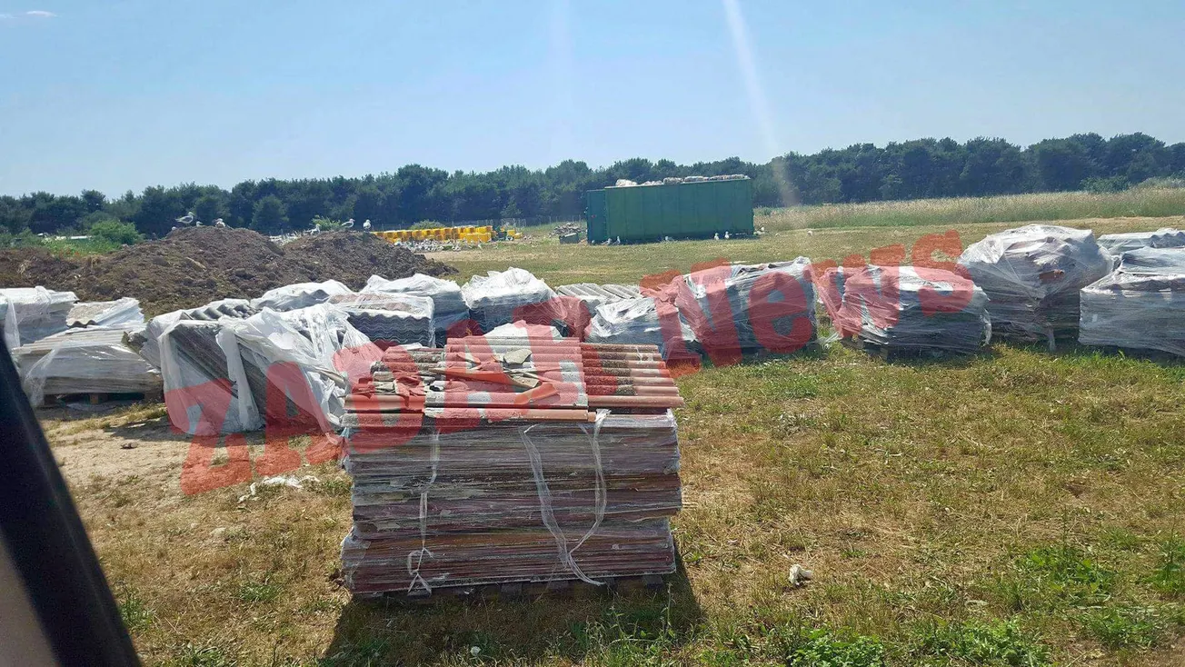 FOTOEKSKLUZIV: Ove su kancerogene azbestne ploče koje se nalaze na deponiju u Diklu