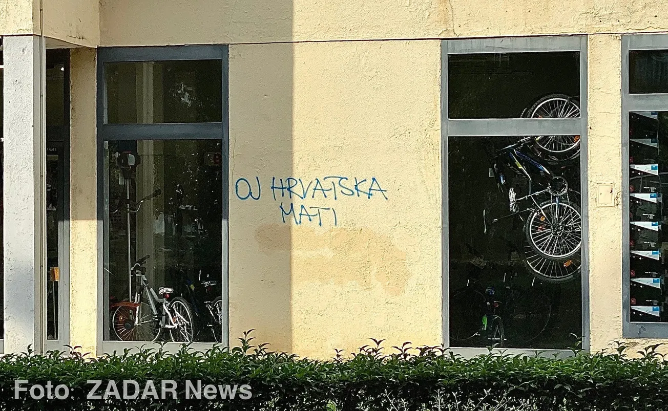 Zadarski komunalci obrisali samo dio grafita koji je pozivao na klanje Srba