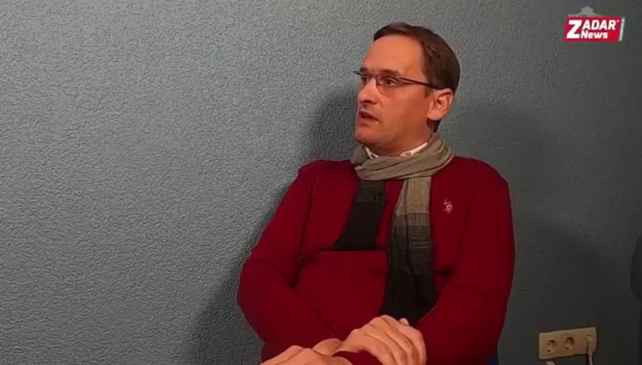 VIDEO – Marko Vučetić: “Ljudi poput Kalmete nemaju ideologiju, oni će pjevat svim vođama i mahati zastavicama bilo kojem režimu”