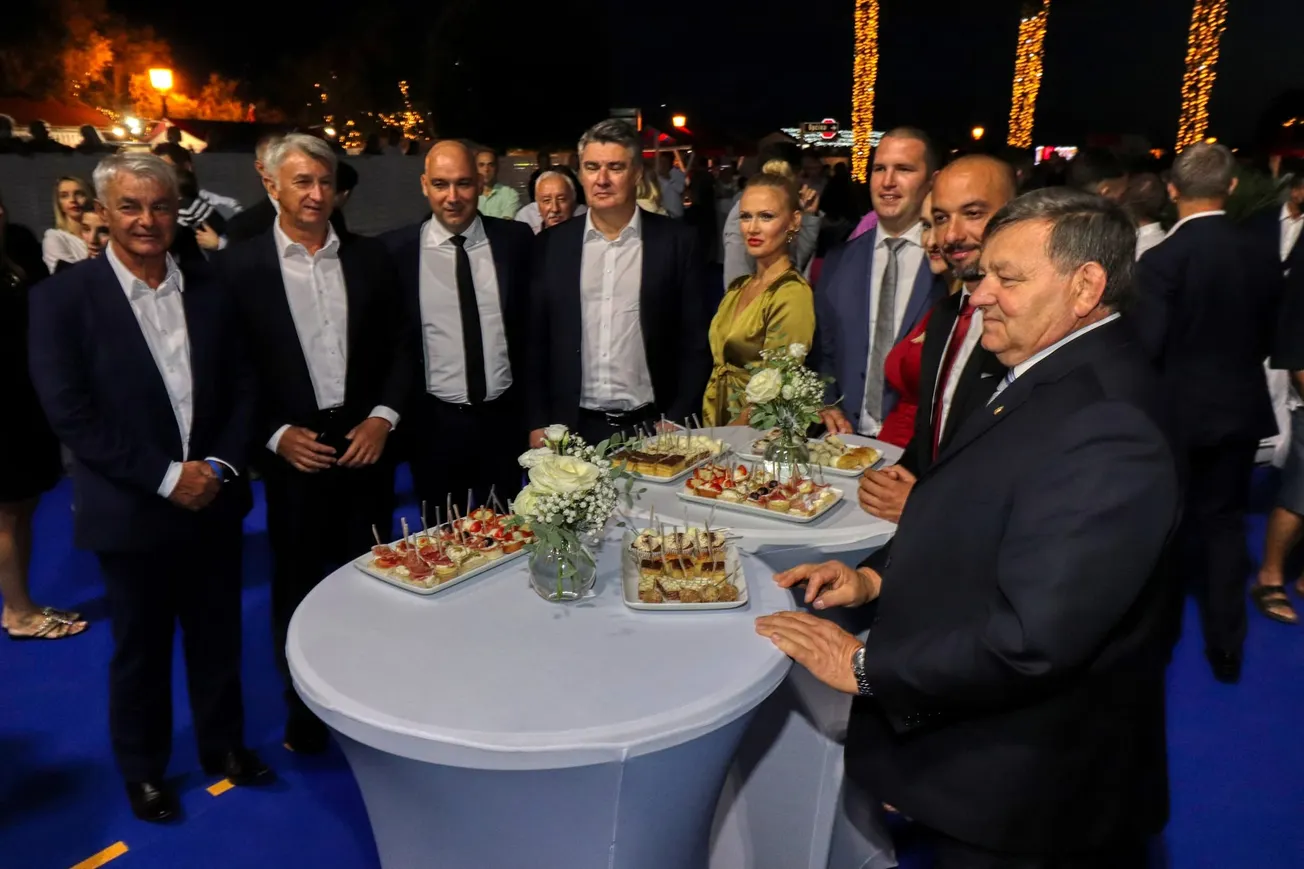 FOTOGALERIJA – Zoran Milanović: Zadivljen sam napretkom otoka Vira