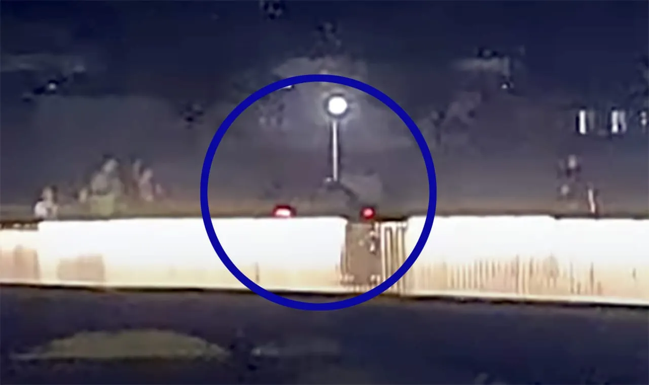 VIDEO – Sinoć je nepoznati vozač prošao automobilom preko mosta, policija će ga kazniti