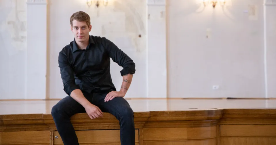 S pjesmom ‘Prozor’ Jure Brkljača na visokom trećem mjestu HR top 40 liste