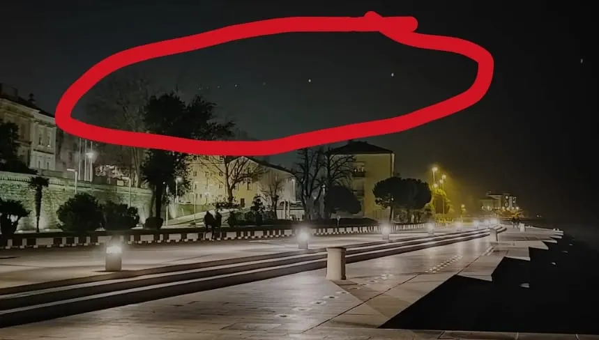 FOTO: Nad Zadrom snimljeno 9 misterioznih objekata