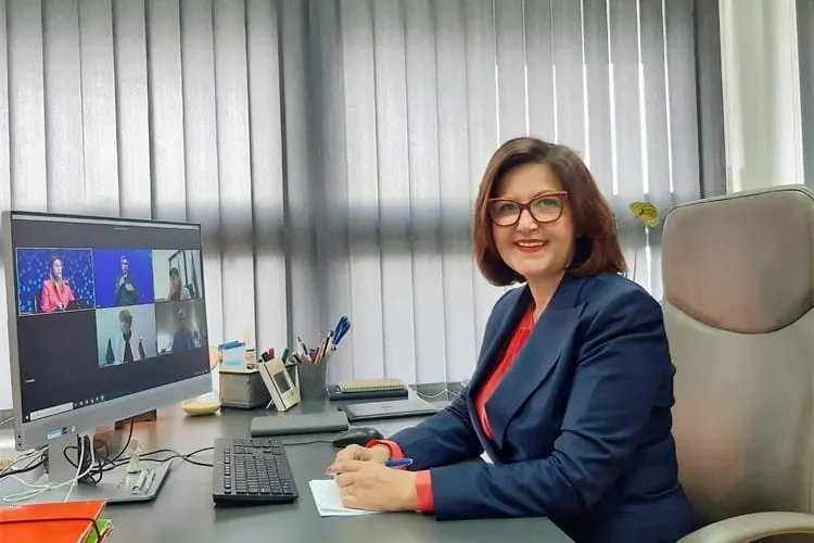Državna tajnica Marija Pletikosa vrši pritisak na ZADAR News: “Zaustavite objavljivanje priče o mladiću iz Zadra”