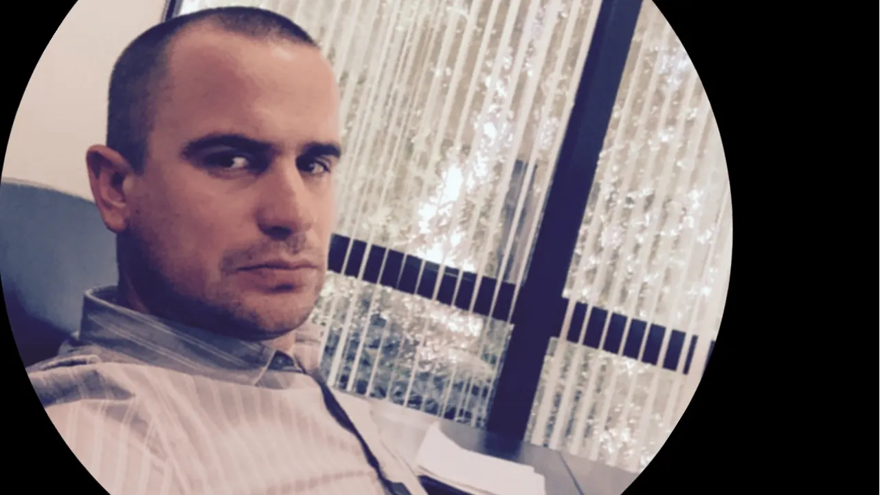 Javio nam se Ante Kalmeta, kaže da nema vremena za komentiranje afere u koju je umočen do grla