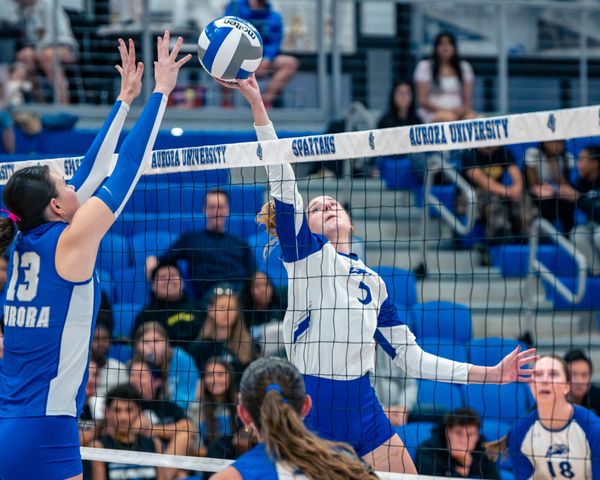 Aurora University tops Concordia University Wisconsin, 3-1