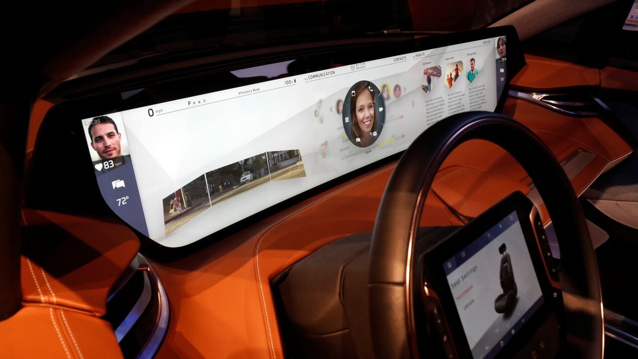 La voiture : illustration absurde des outrances de la tech
