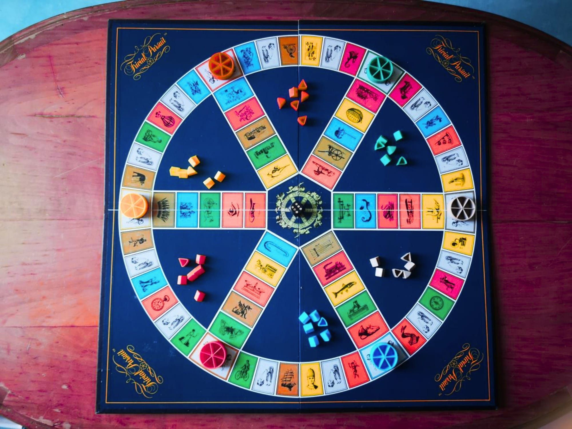 plateau d'un trivial pursuit edition genus