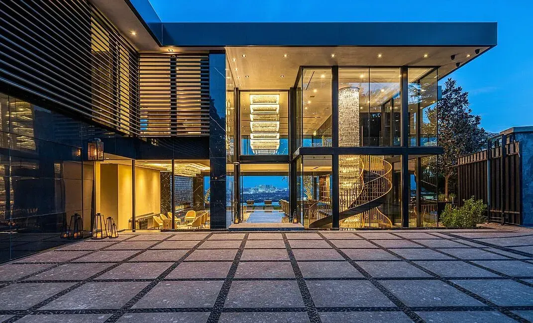 $118 Million 12-Bedroom Estate on Bel Air Road with Panoramic Views