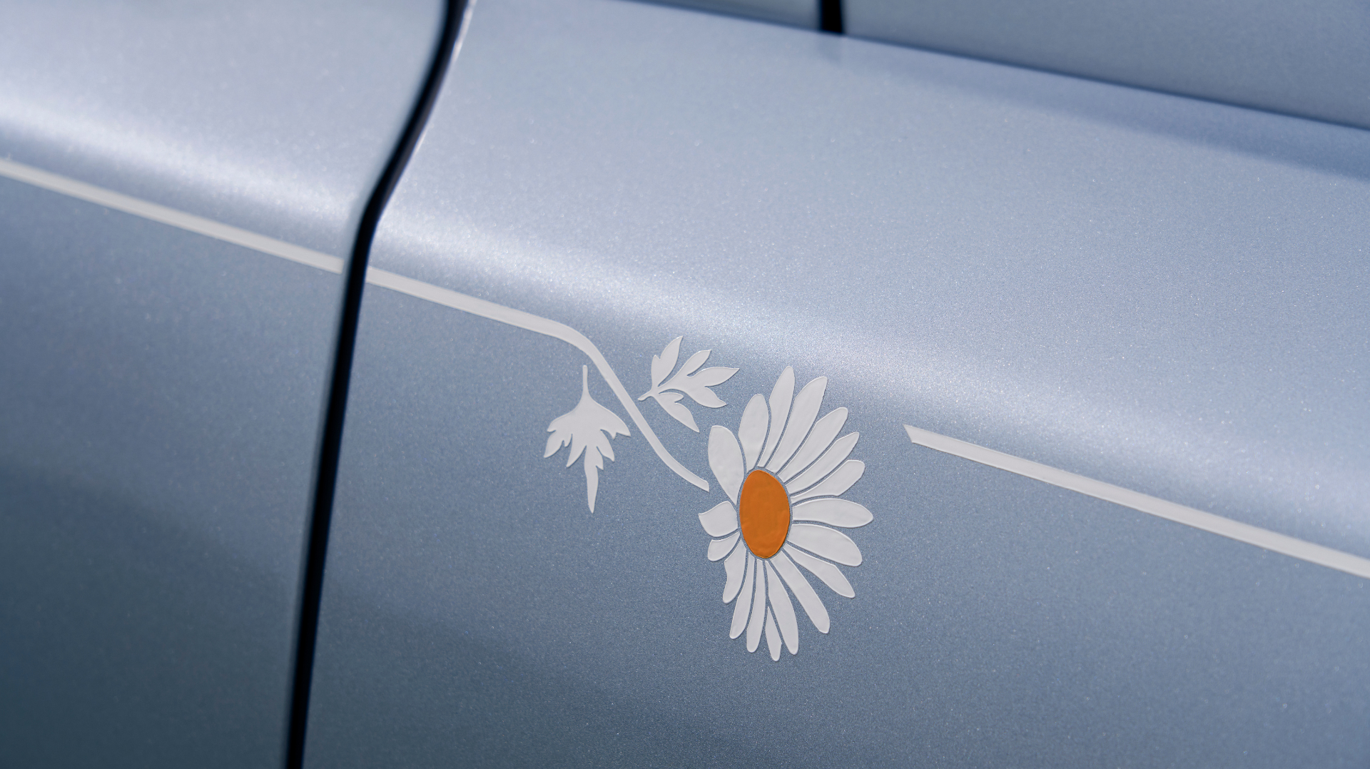 Rolls-Royce Reveals a Singular Vision of Strength and Serenity