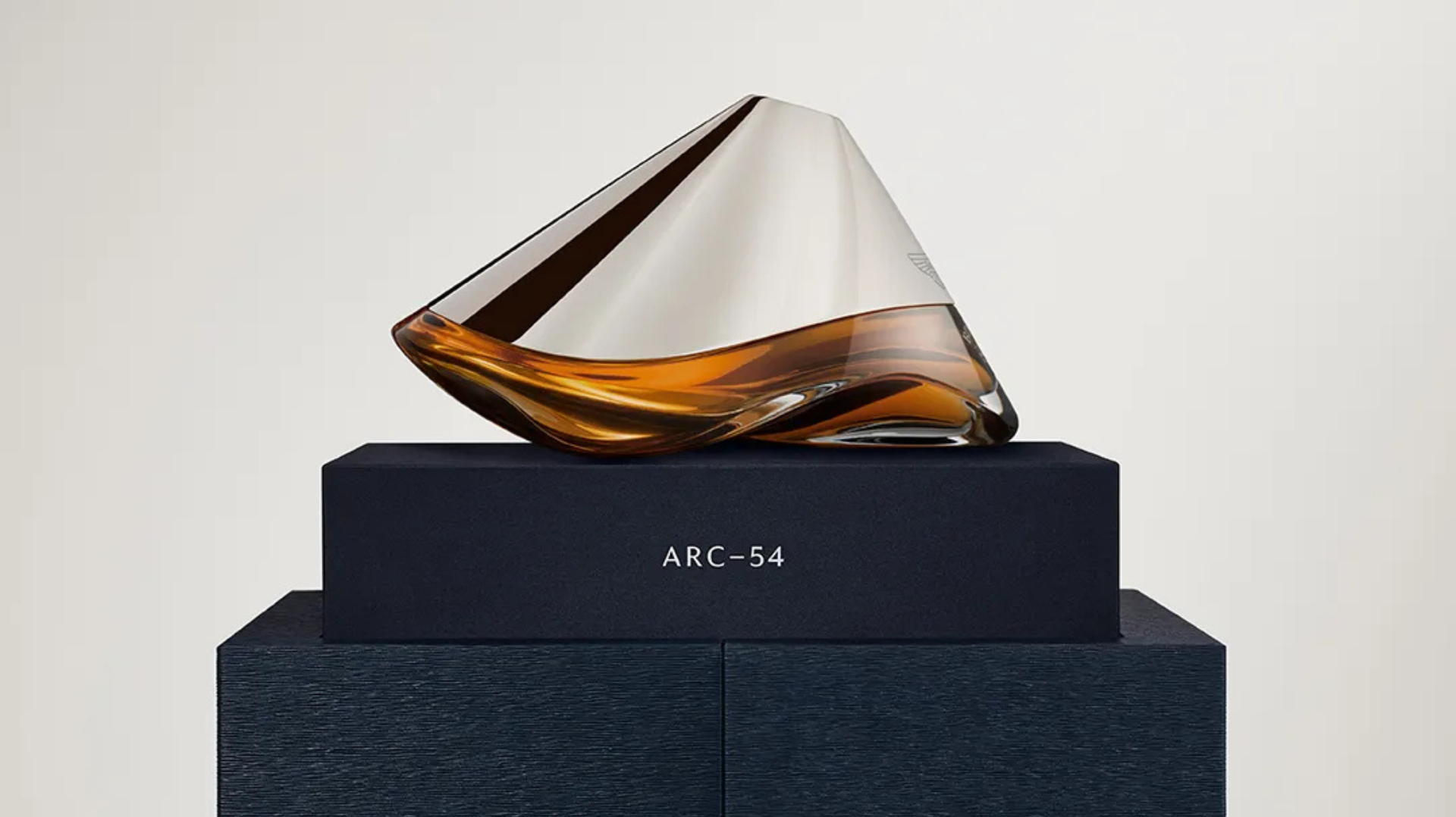 Bowmore x Aston Martin, ARC-54