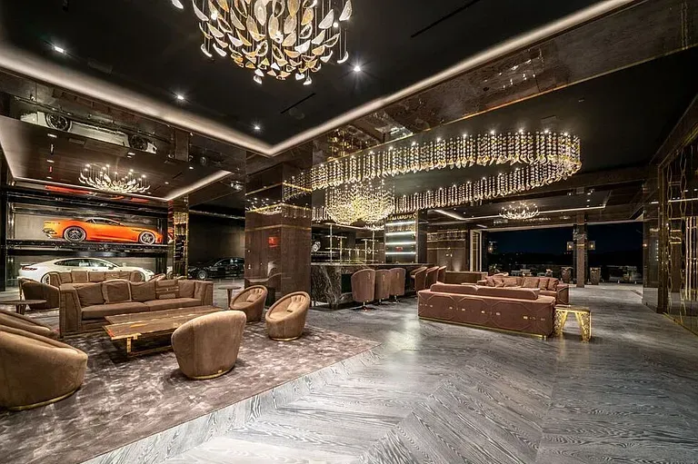 $118 Million 12-Bedroom Estate on Bel Air Road with Panoramic Views