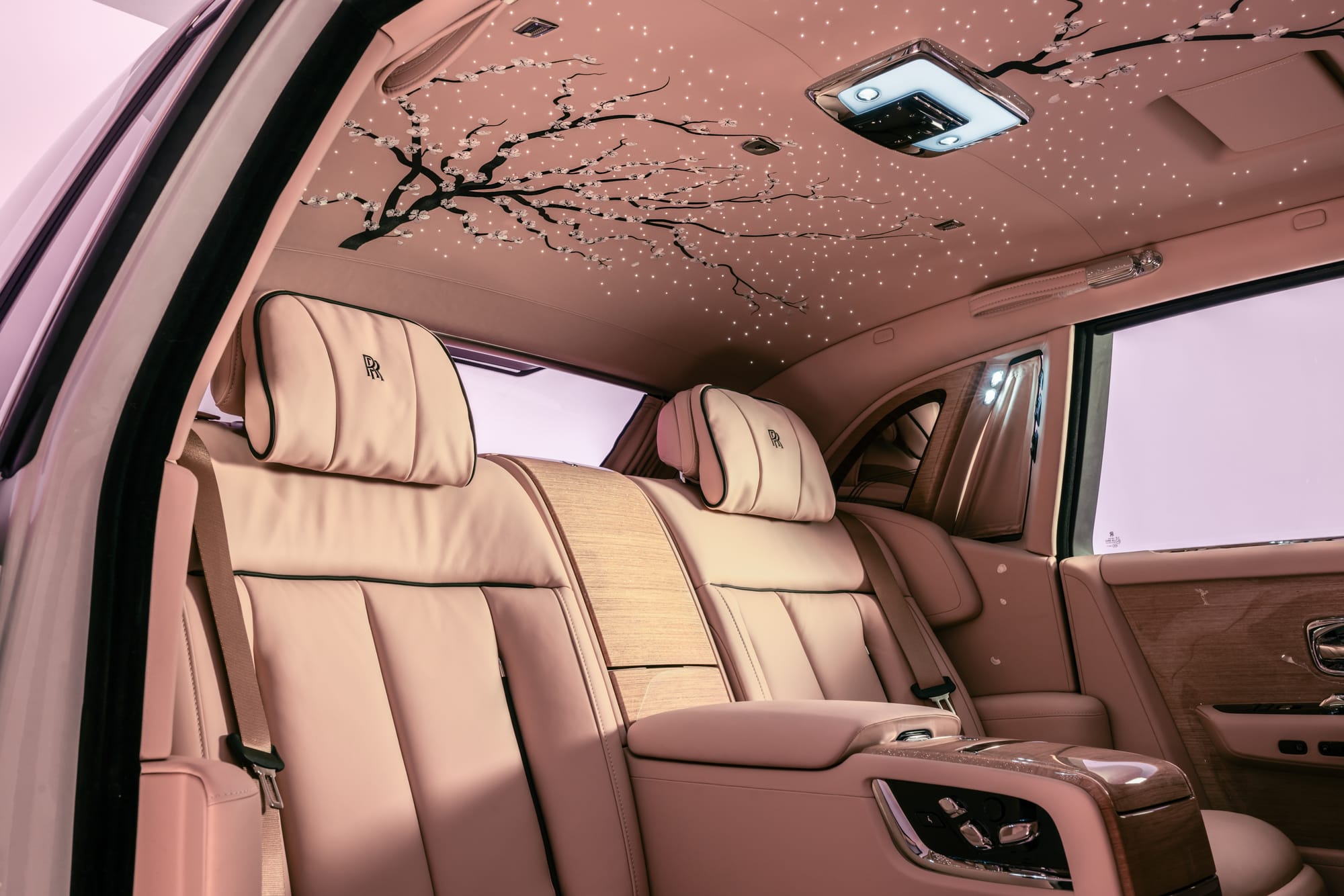 Rolls-Royce, Phantom Cherry Blossom