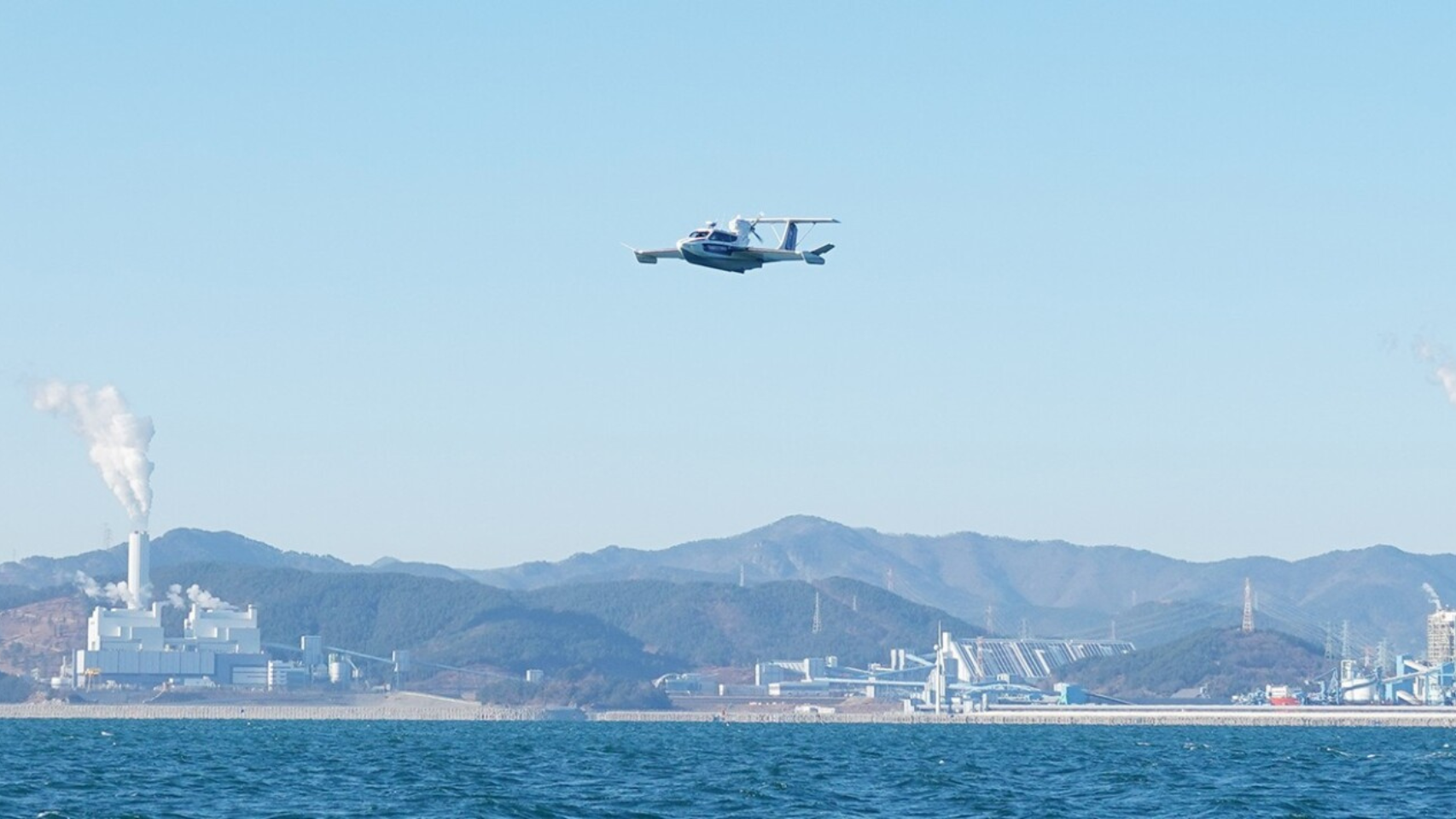 The ARON M80 Flying Ship