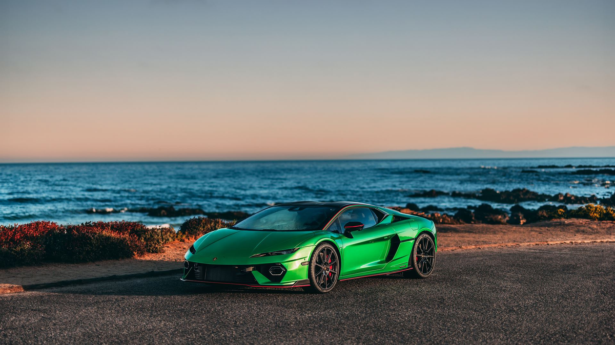 Lamborghini Surpasses €3 Billion in Revenue for the First Time