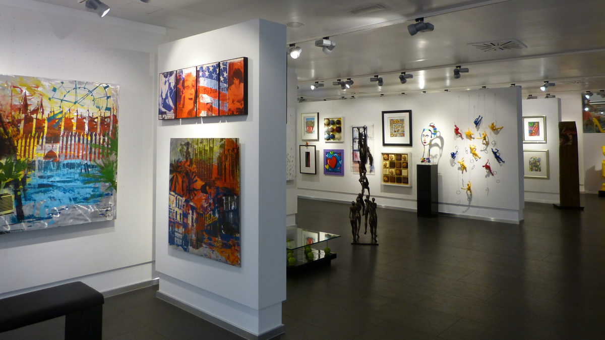Art Market Shift: Private Sales Outpace Auction Gains?