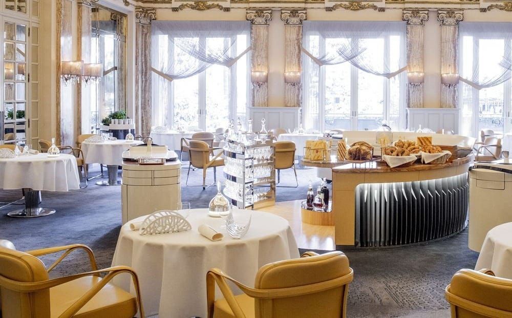Le Louis XV: Mediterranean Perfection in the Heart of Monaco