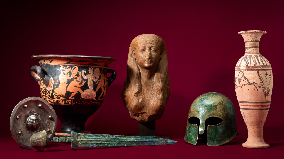 When Goddesses and Warriors Go Under the Hammer
