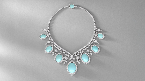 Van Cleef & Arpels Dazzles at the Prestigious TEFAF Fine Art and Antique Fair
