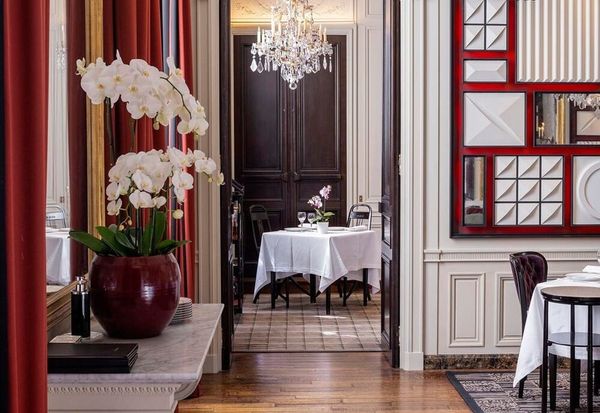 L'Ambroisie, The Art of Classic French Cuisine in Paris