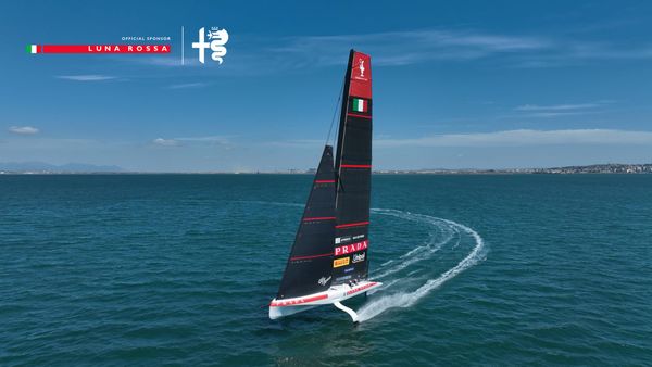 Alfa Romeo announces official sponsorship of the Luna Rossa sailing team, which will compete in the 38th America's Cup, the most prestigious sailing competition in the world.