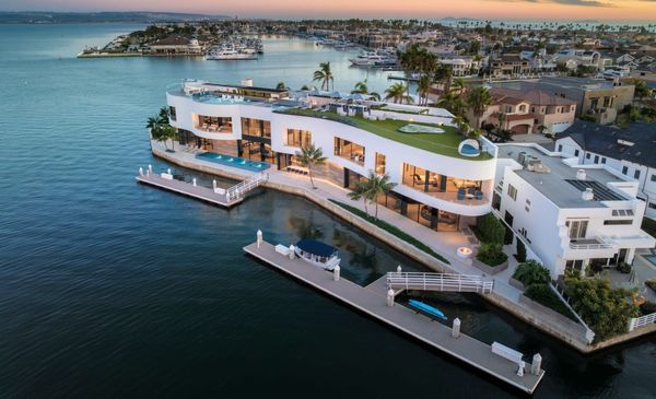 3 The Point, waterfront residence.