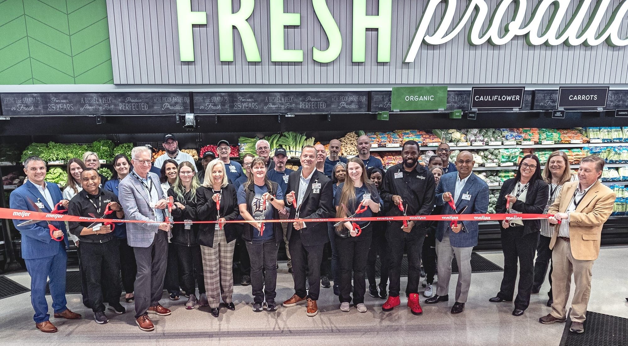 Team-Ribbon-Cutting-Plymouth-Opening-9-30