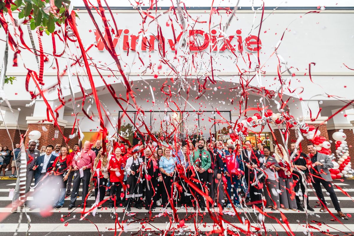 Winn-Dixie celebrates grand opening of Alachua store with community donations, g...