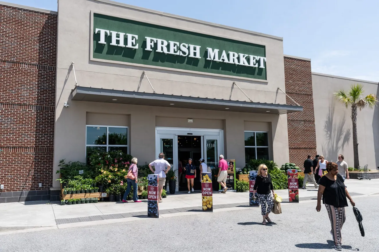 The Fresh Market celebrates opening of new store in Mount Pleasant, S.C.