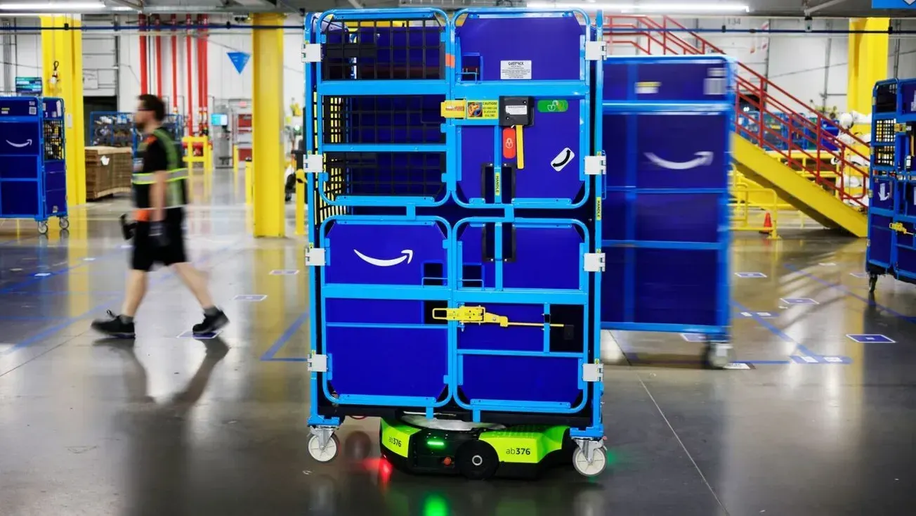 Amazon adding 250,000 seasonal workers