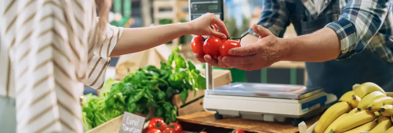 SNAP households outspend non-SNAP by 23% on CPG food and beverages, Circana reports