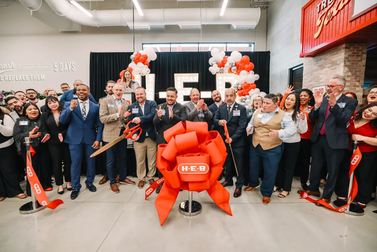Culebra & 211 H-E-B opens in San Antonio