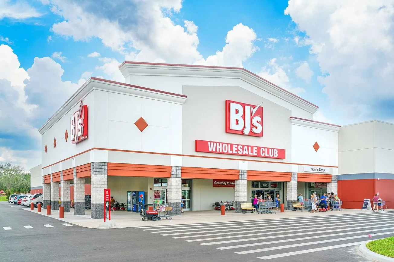 BJ’s Wholesale Club extends hours