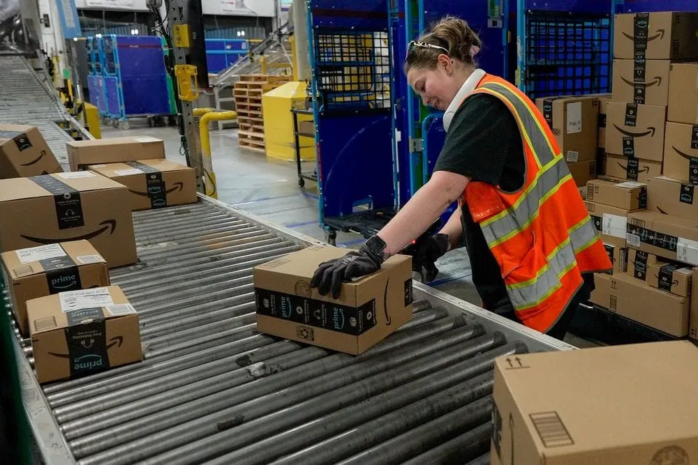 Amazon Supply Chain Services opens company’s logistics network to all businesses