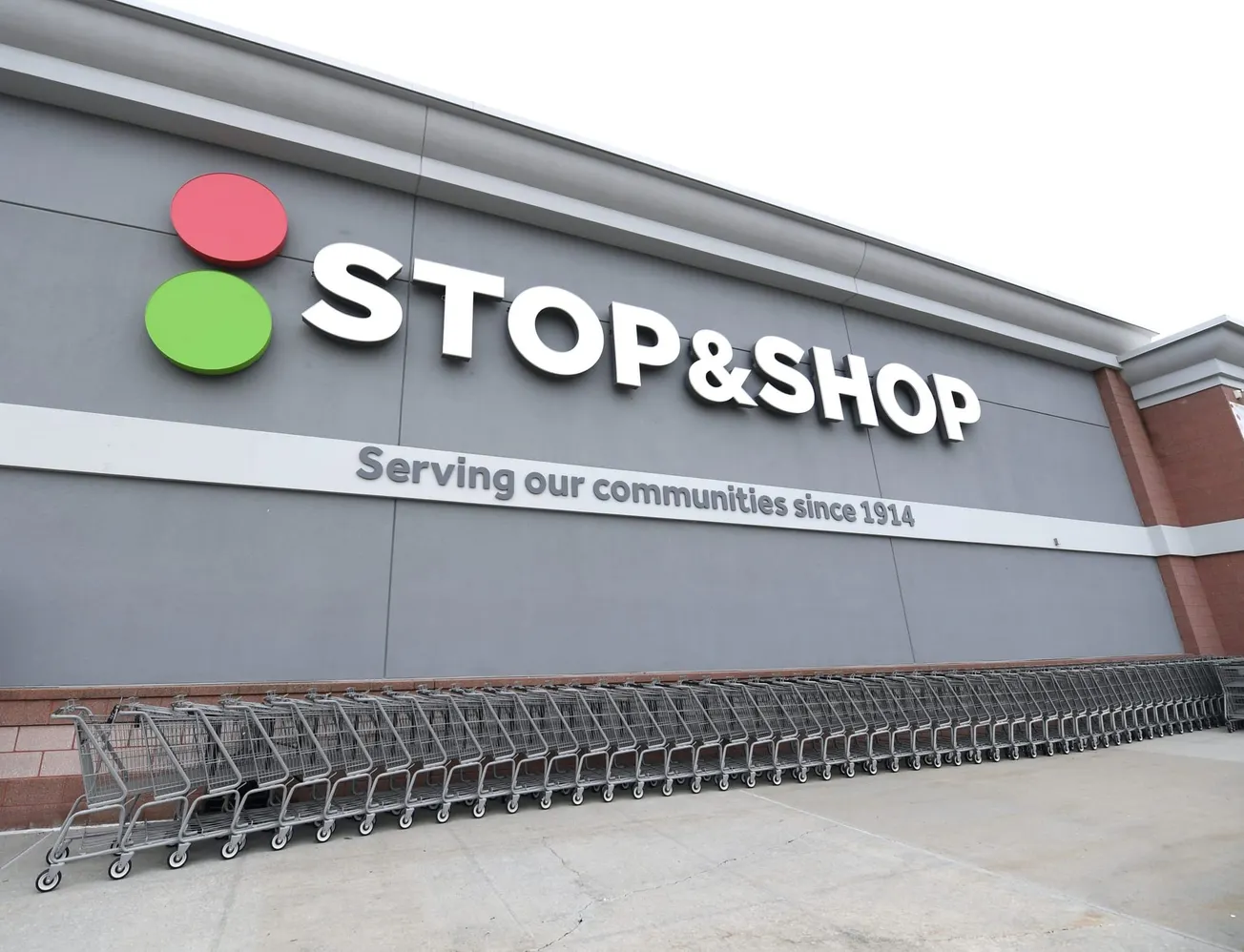 Stop & Shop cuts prices in N.Y. area stores